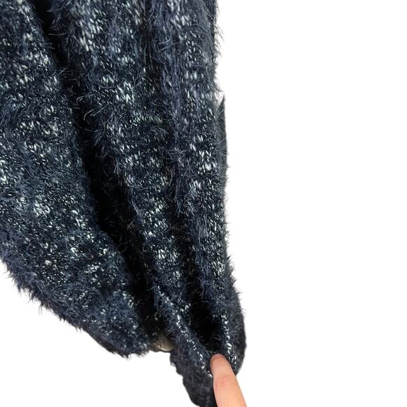 Express Medium Hooded Sweater - Grey & White Speckled Knit Fuzzy - Picture 13 of 14